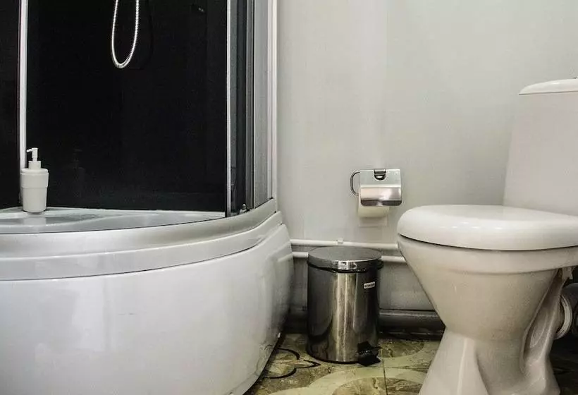 ホテル Apartments On Lebedeva 10v