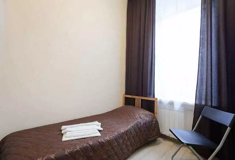 ホテル Apartments On Lebedeva 10v