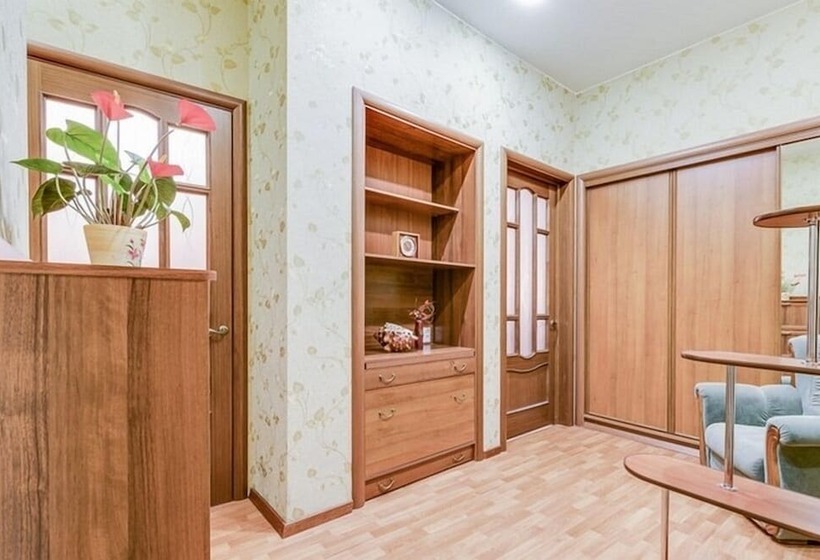 Ludwig Apartments On 4 Ya Liniya