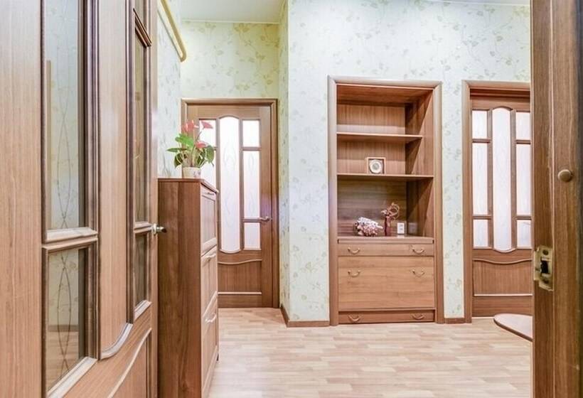 Ludwig Apartments On 4 Ya Liniya