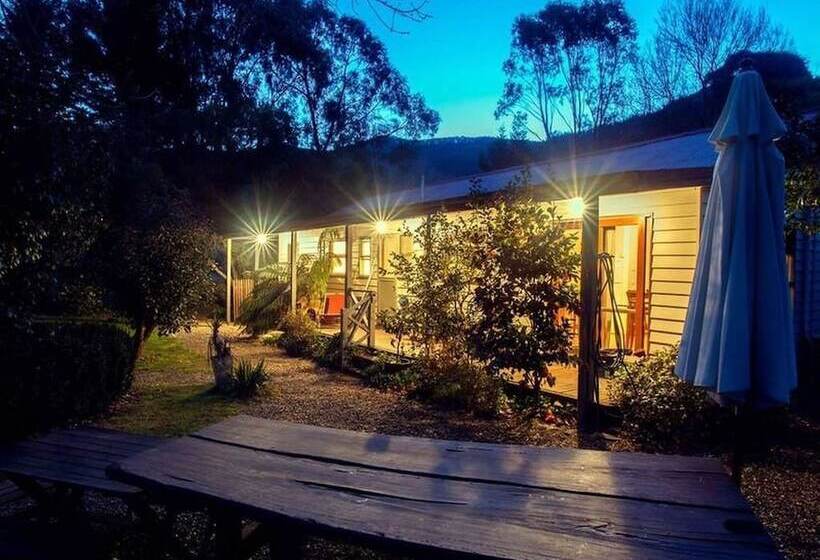 Mystic View Cottage Wandiligong