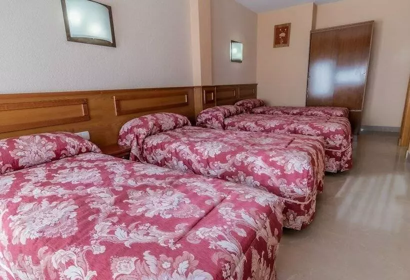 Pension Isabel By Vivere Stays