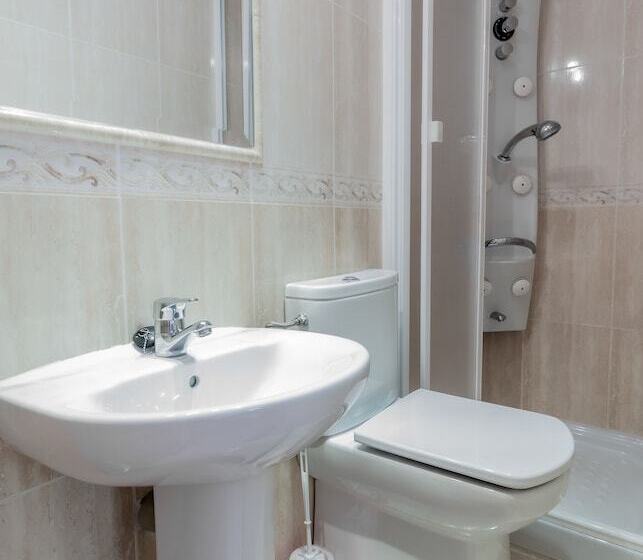 Pension Isabel By Vivere Stays