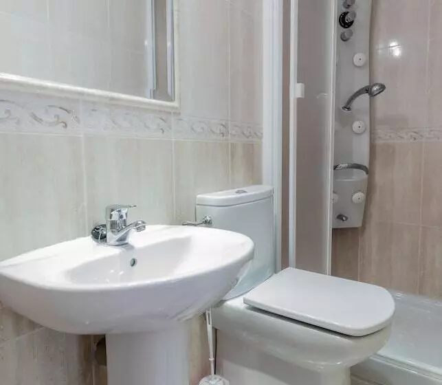 Pension Isabel By Vivere Stays