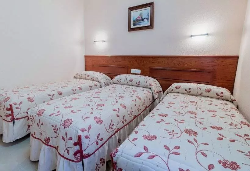 Pension Isabel By Vivere Stays