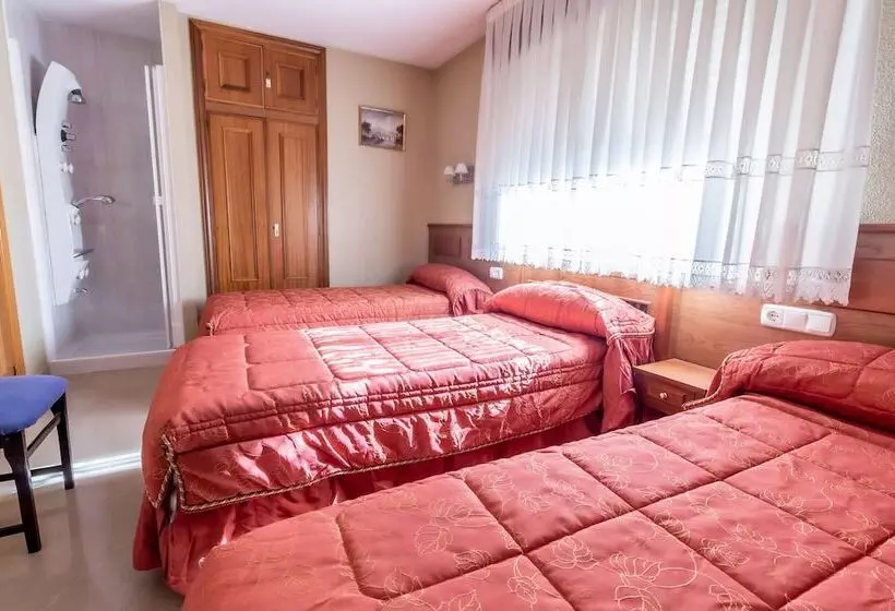 Pension Isabel By Vivere Stays