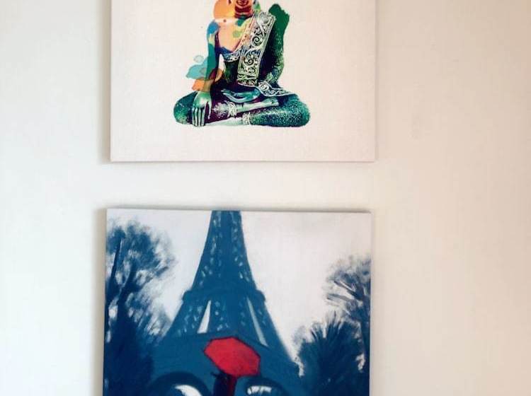 Port Melbourne Beach Front Apartment