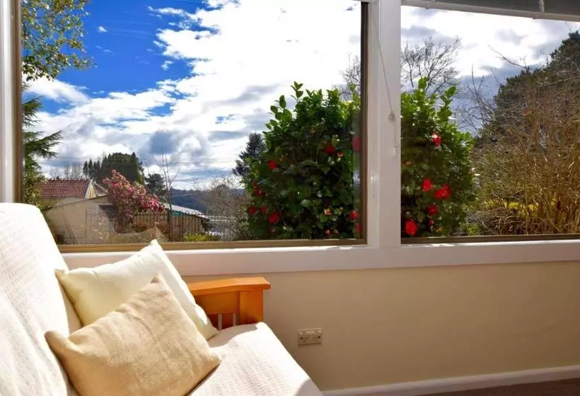 Raspberry Terrace Of Leura