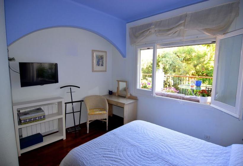 Beach And Garden Sitges