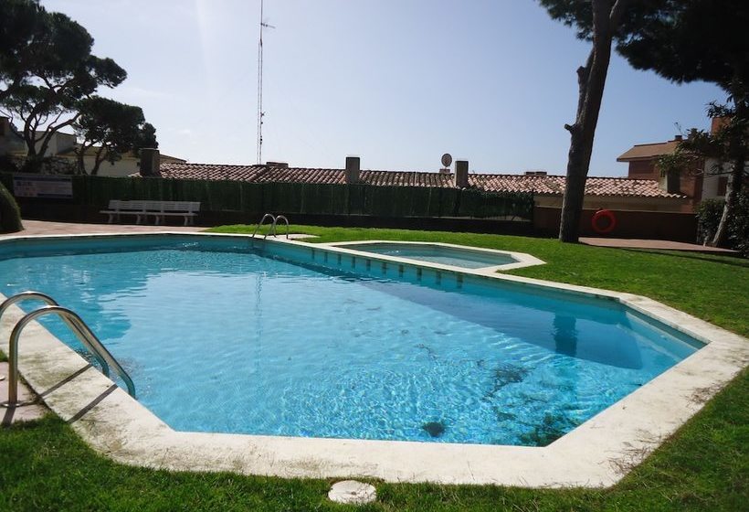 Mas Del Bot Family Apartments