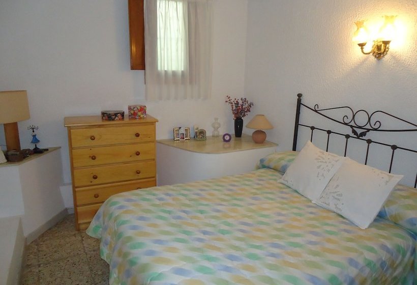 Mas Del Bot Family Apartments