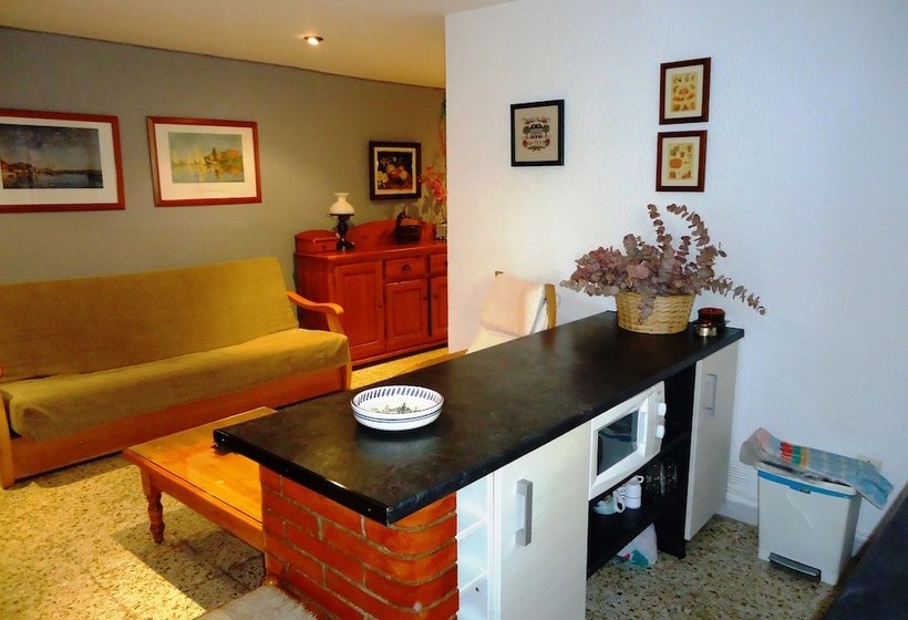 Mas Del Bot Family Apartments