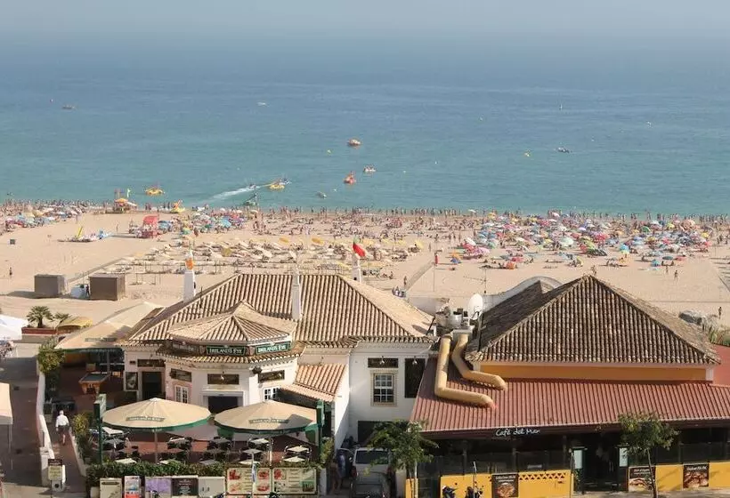 The Roof Praia Da Rocha