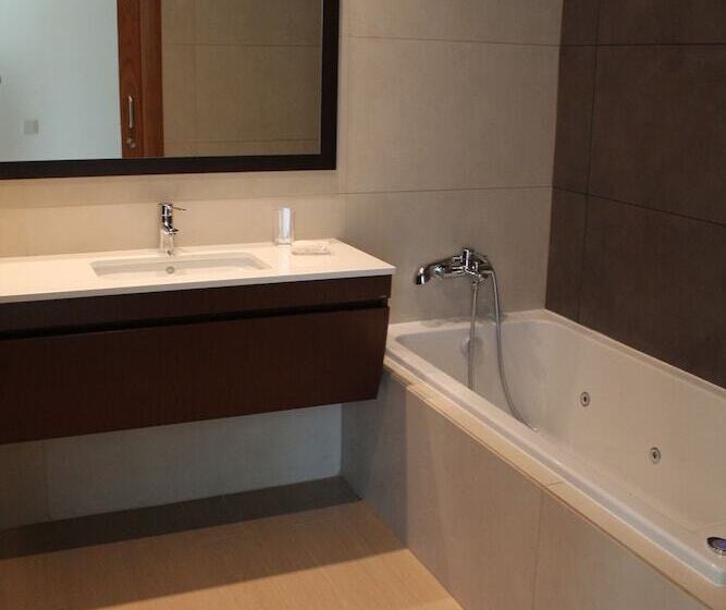 The Roof Praia Da Rocha