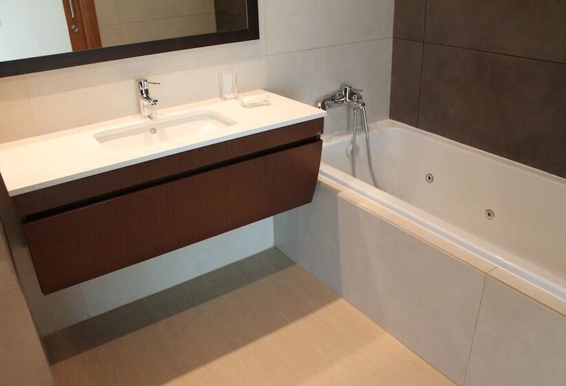 The Roof Praia Da Rocha