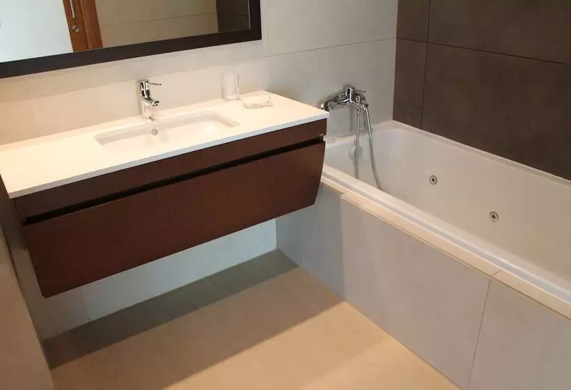 The Roof Praia Da Rocha