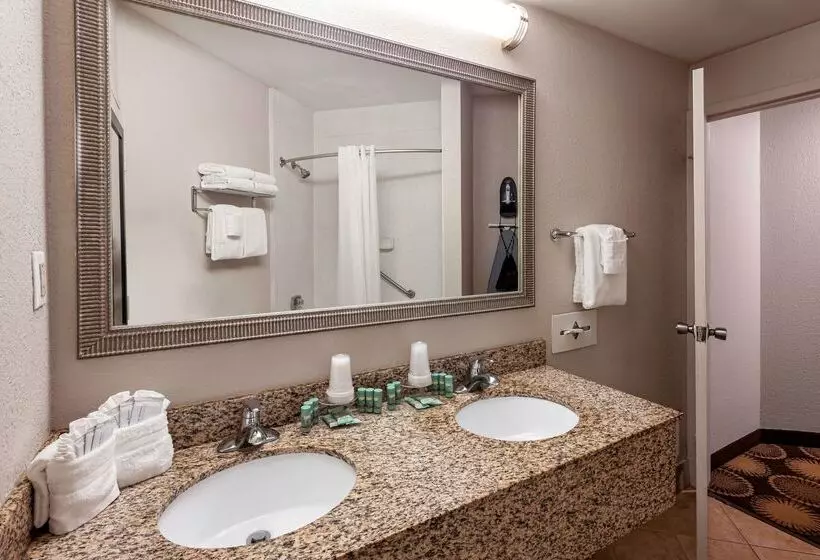 Best Western New Smyrna Beach Hotel & Suites