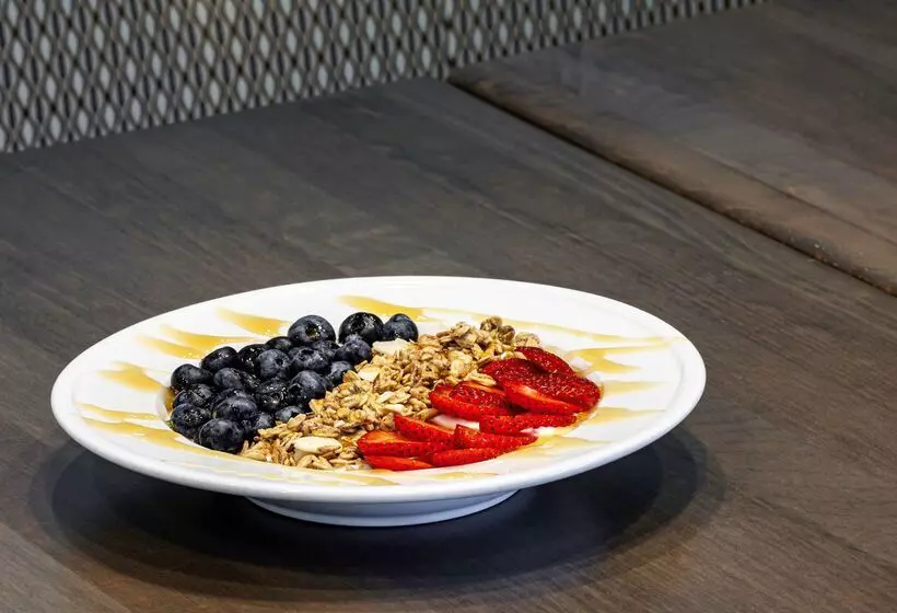 Best Western New Smyrna Beach Hotel & Suites