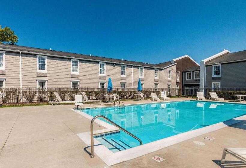 Clarion Hotel & Conference Center Leesburg