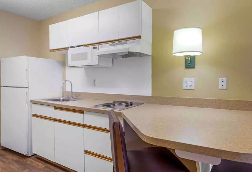 Extended Stay America Suites  Houston  Galleria  Uptown