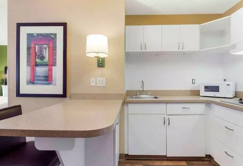 Extended Stay America Suites  Houston  Galleria  Uptown