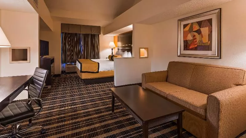 酒店 Best Western Plus Rockwall Inn & Suites