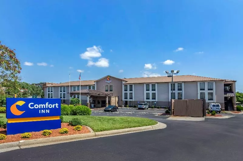 هتل Comfort Inn Roanoke Civic Center