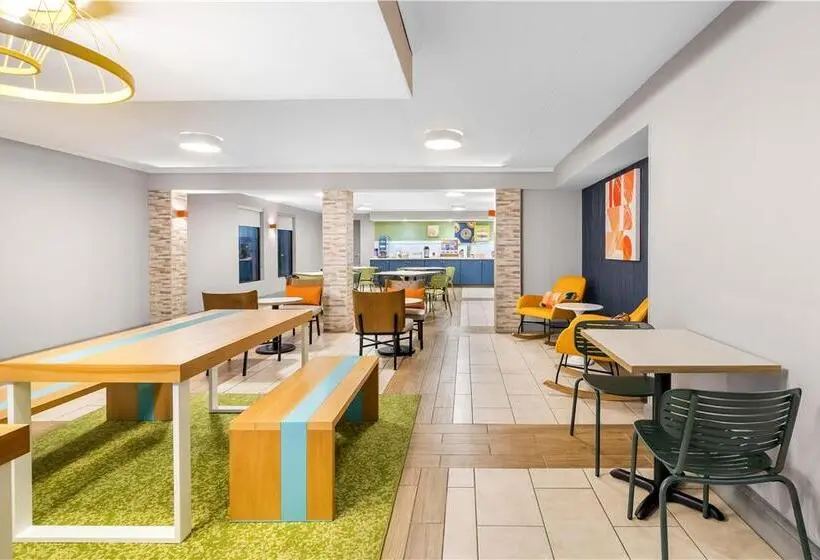 ホテル Comfort Inn Roanoke Civic Center