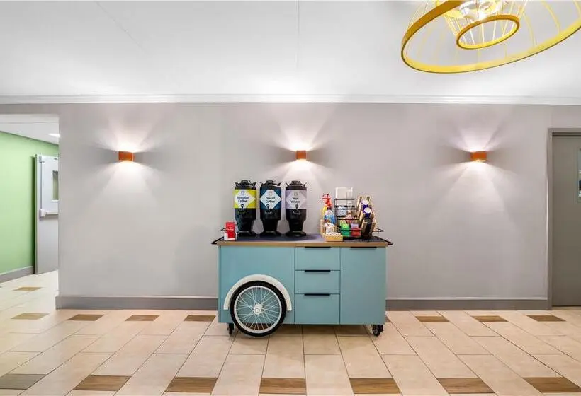 ホテル Comfort Inn Roanoke Civic Center