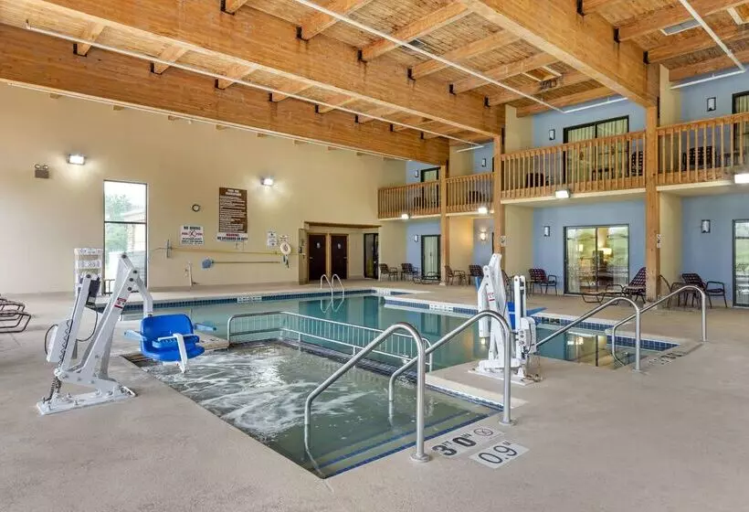 فندق Comfort Inn & Suites Black River Falls I94