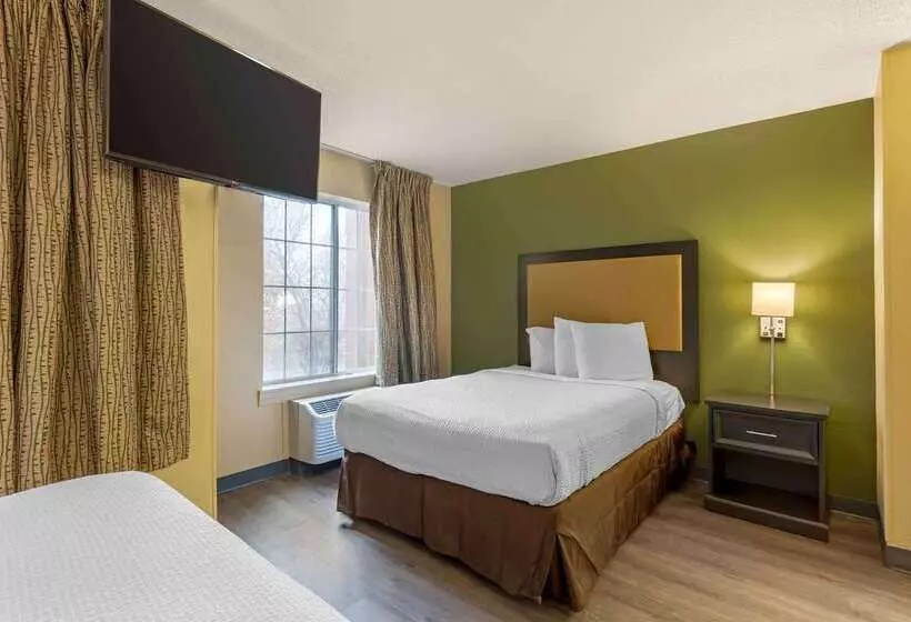 هتل Extended Stay America Select Suites   St Louis   Airport   Central