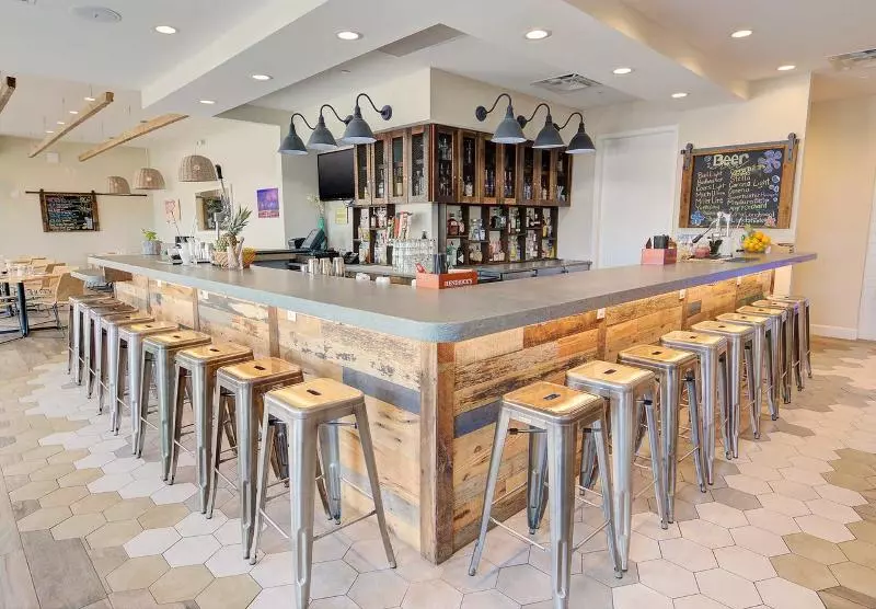 فندق Guy Harvey Resort On Saint Augustine Beach