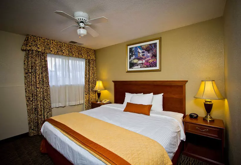 Suburban Extended Stay Hotel Omaha