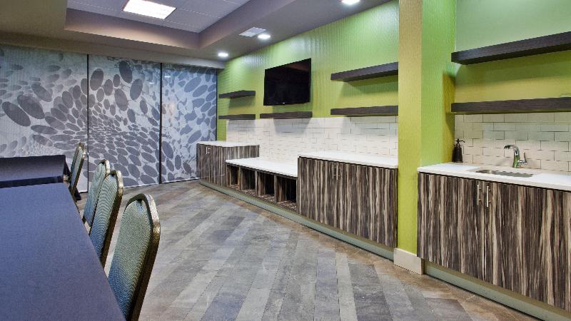 فندق Holiday Inn Express Atlanta Galleria Ballpark Area, An Ihg