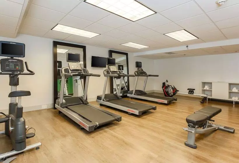 酒店 Holiday Inn Express Milwaukee West Medical Center, An Ihg