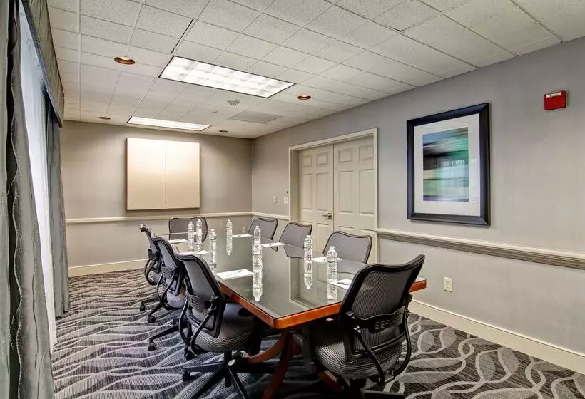 בית מלון כפרי Homewood Suites By Hilton Newarkcranford