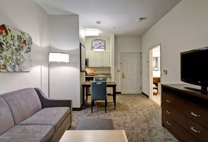 בית מלון כפרי Homewood Suites By Hilton Newarkcranford