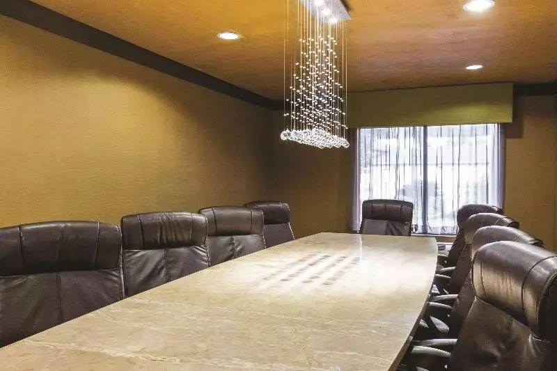 בית מלון כפרי La Quinta Inn By Wyndham Austin North