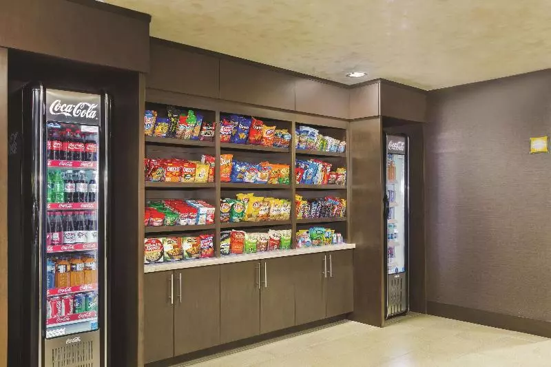 בית מלון כפרי La Quinta Inn By Wyndham Austin North