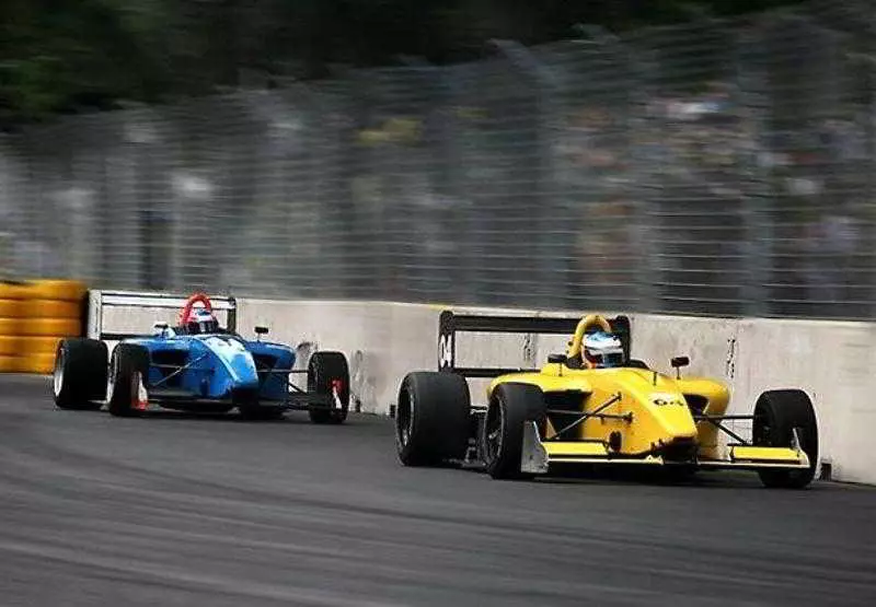 Hotel Marriott Riverside At The Convention Center