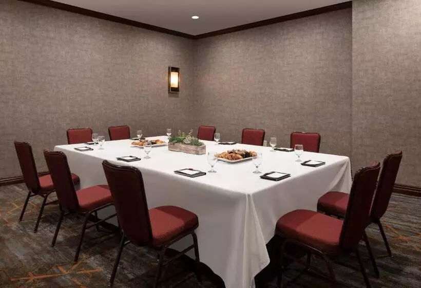 Hotel Marriott Riverside At The Convention Center