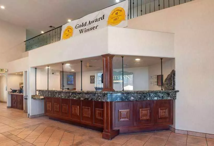 호텔 Quality Inn Blythe I10