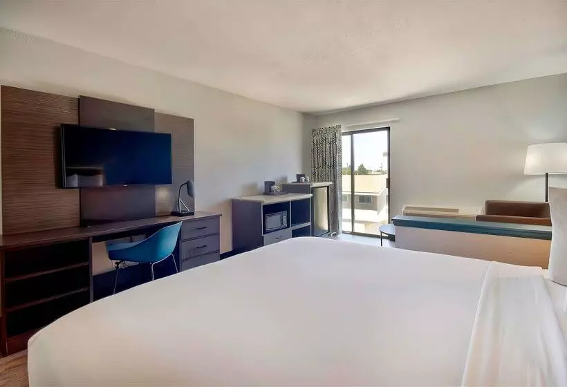 Отель Studio 6 Suites Lawndale, Ca South Bay