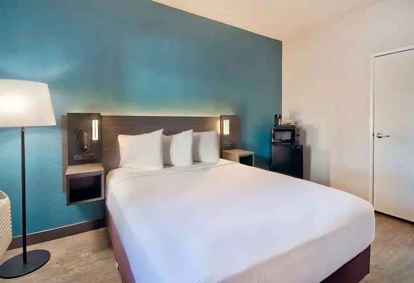 Отель Studio 6 Suites Lawndale, Ca South Bay