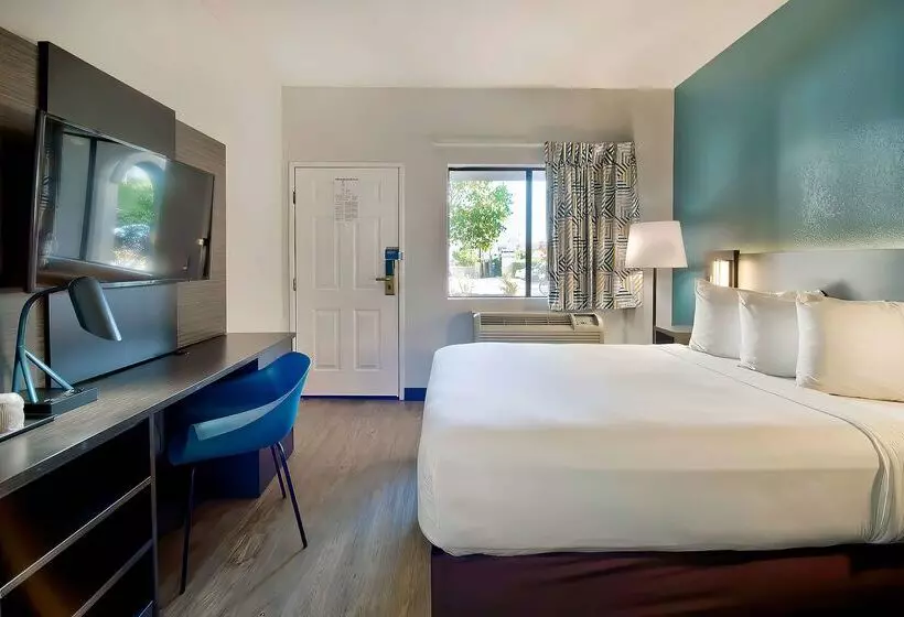 Отель Studio 6 Suites Lawndale, Ca South Bay