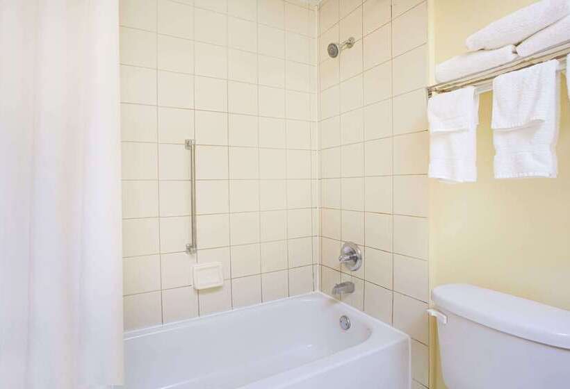 هتل Super 8 By Wyndham Chattanooga/hamilton Place