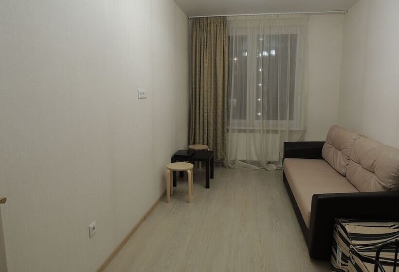 Apartments On Kosmonavtov