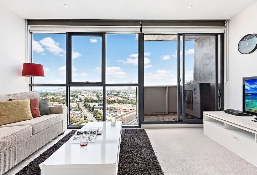 Joyce, 1bdr Southbank Apartment