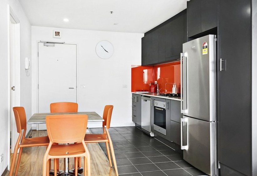 Joyce, 1bdr Southbank Apartment