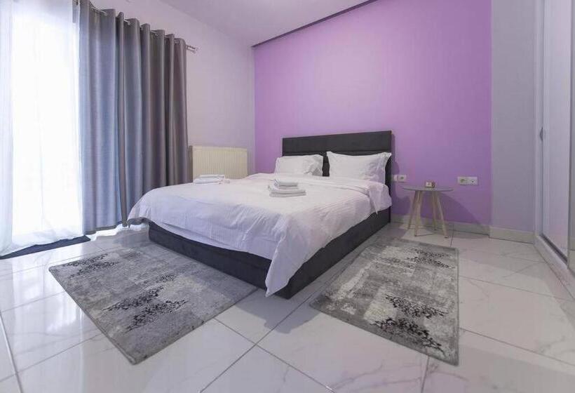 Modern Fully Equipped House, 5 Min Walk From Metro